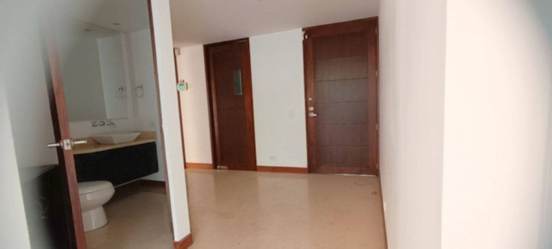 Apartamento de 3 alcobas en venta en Santa Paula, Bogotá, 138 m² · foto 15 de 24