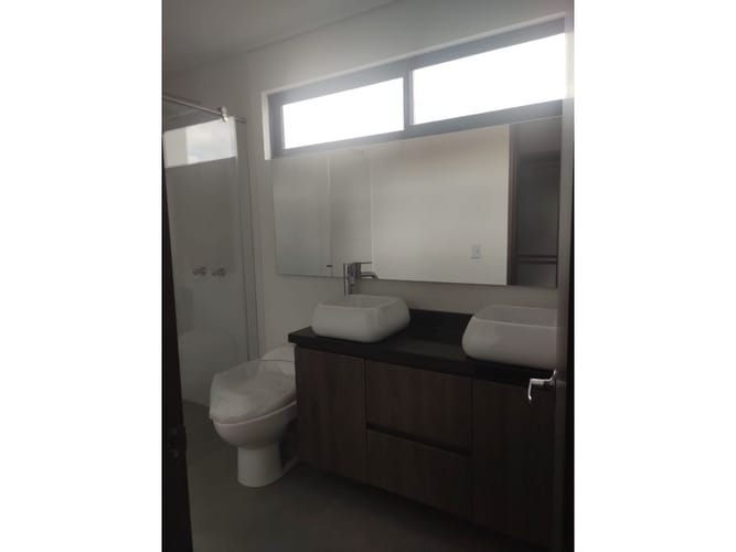 Casa de 3 alcobas en venta en Cr Los Alpes, Chía, 200 m² · foto 15 de 17