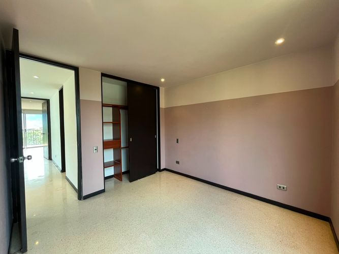 Apartamento de 2 alcobas en arriendo en El Poblado, Medellín, 180 m² · foto 13 de 19