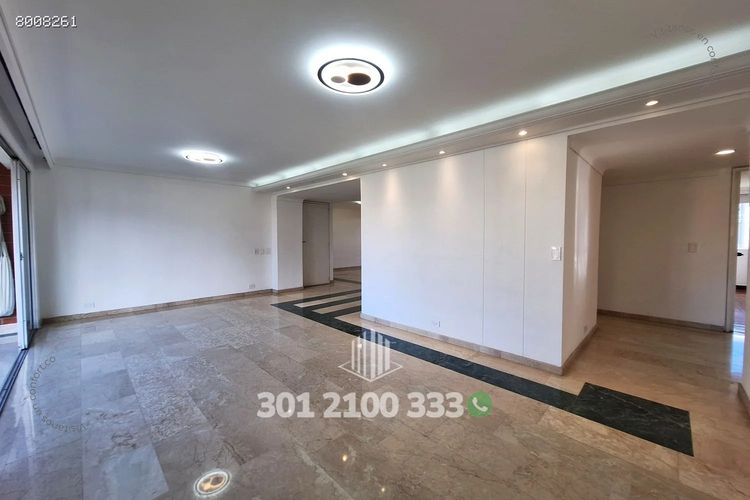 Apartamento de 3 alcobas en arriendo en Los Parra, Medellín, 140 m² · foto 3 de 24