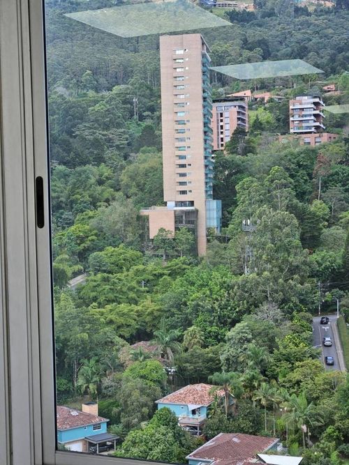Oficina en arriendo en Patio Bonito, Medellín, 34 m² · foto 2 de 12
