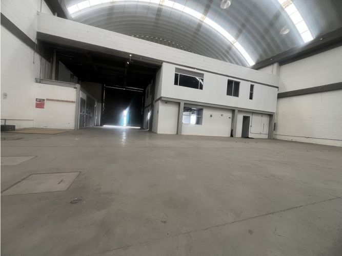 Bodega en arriendo en Siberia, Cota, 848 m² · foto 2 de 22