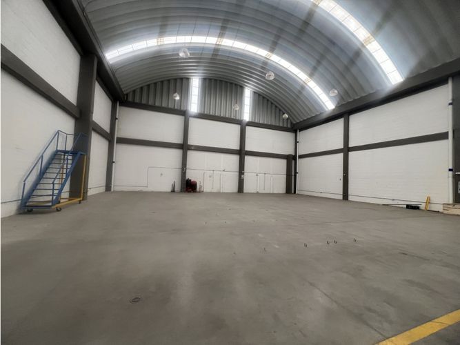 Bodega en arriendo en Siberia, Cota, 848 m² · foto 15 de 22