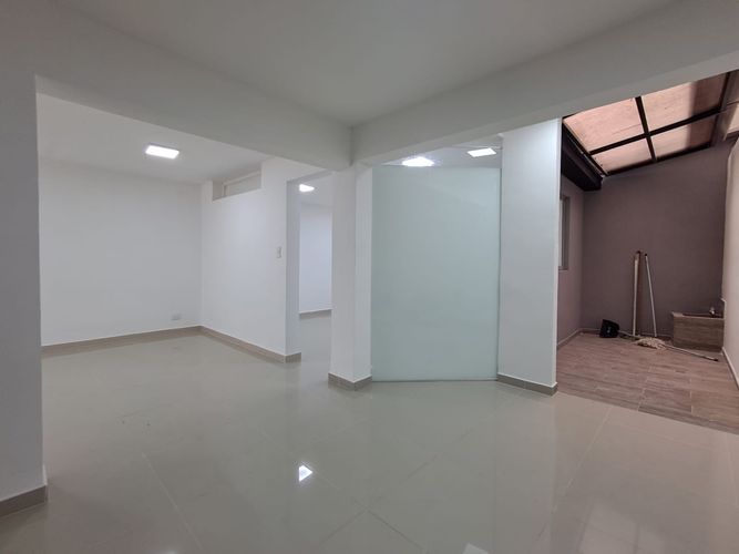 Local en arriendo en Aeropuerto, Pereira, 95 m² · foto 2 de 9