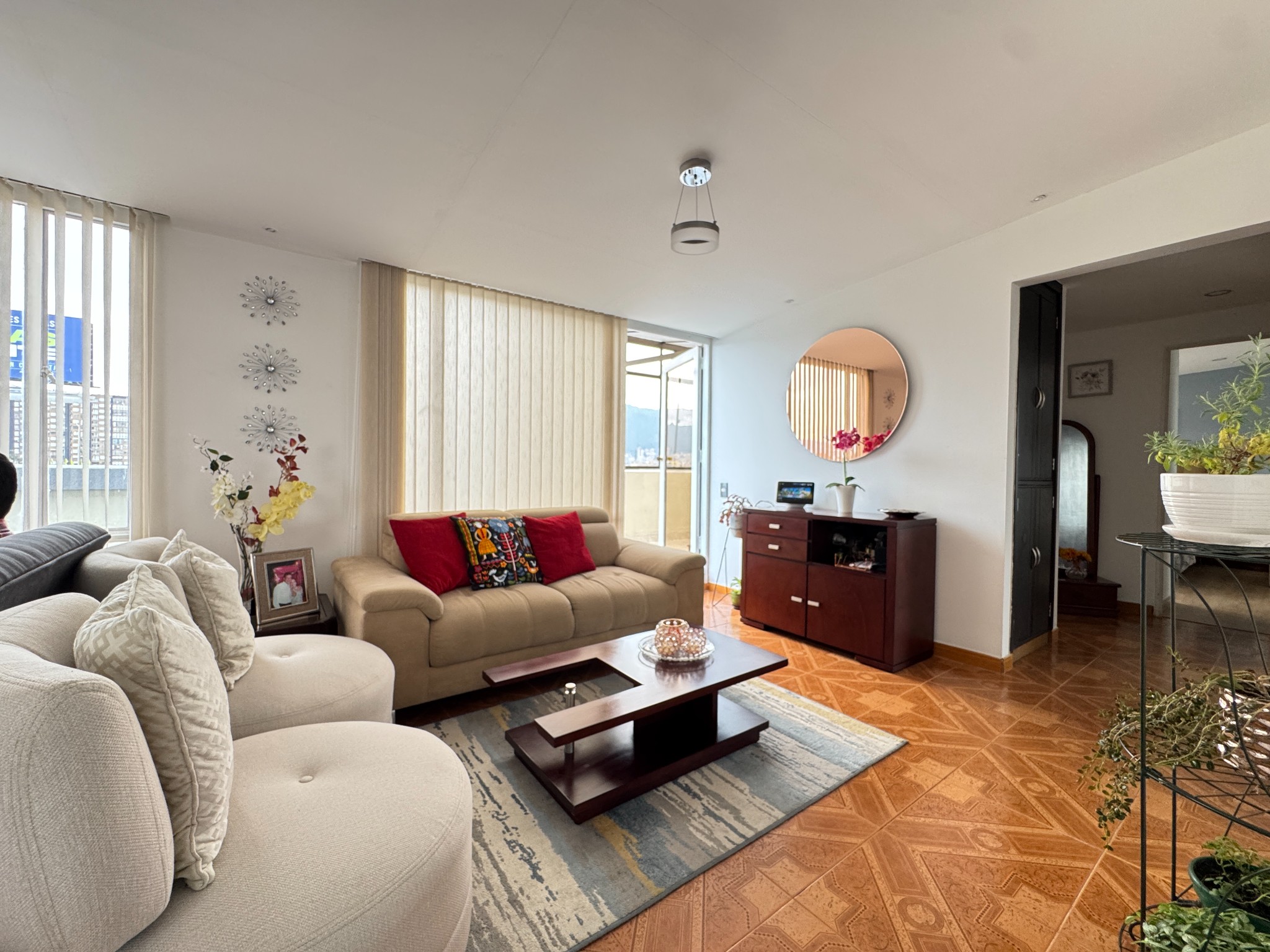 Apartamento en venta en Andes Norte, Bogotá · foto 2 de 24