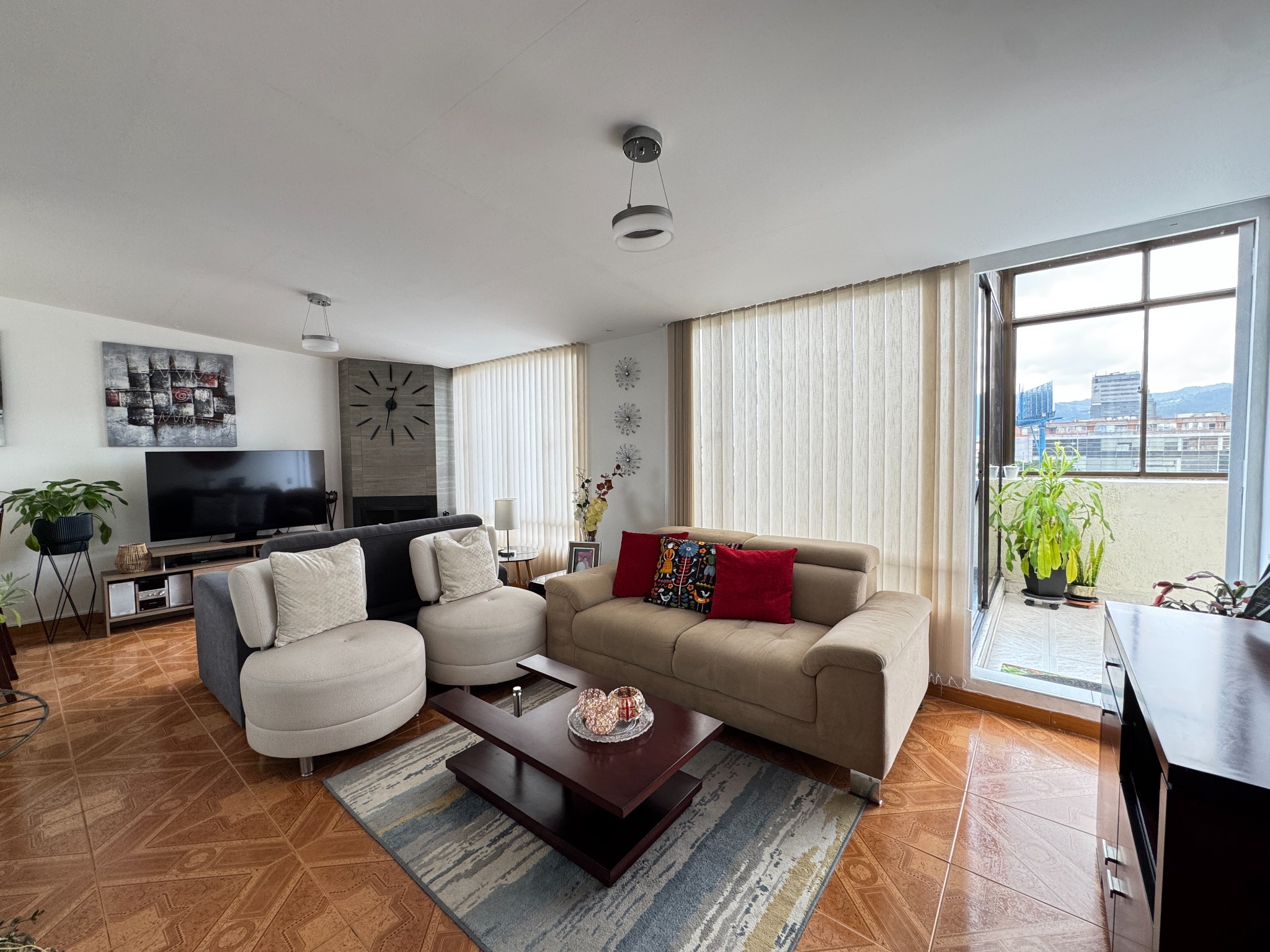 Apartamento en venta en Andes Norte, Bogotá · foto 3 de 24