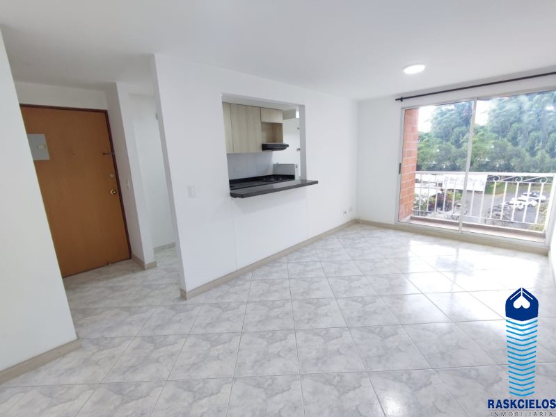 Apartamento de 3 habitaciones en arriendo en El Poblado, Medellín — imagen 1 de 24