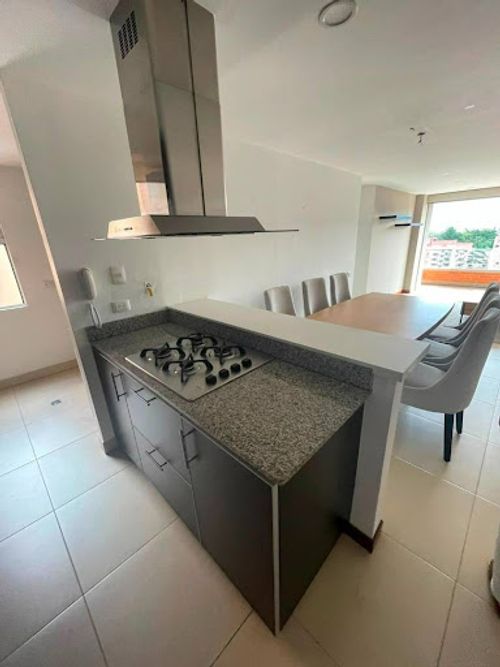Apartamento de 3 alcobas en arriendo en Loma Linda, Envigado, 120 m² · foto 7 de 24