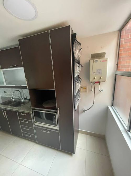 Apartamento de 3 alcobas en arriendo en Loma Linda, Envigado, 120 m² · foto 11 de 24