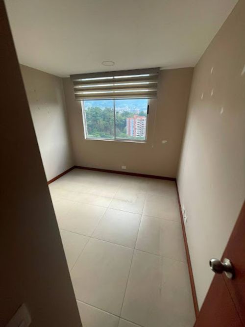 Apartamento de 3 alcobas en arriendo en Loma Linda, Envigado, 120 m² · foto 17 de 24