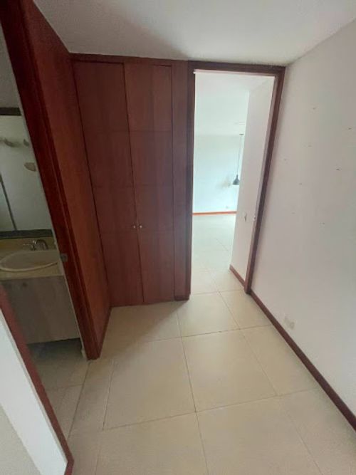 Apartamento de 3 alcobas en arriendo en Loma Linda, Envigado, 120 m² · foto 19 de 24