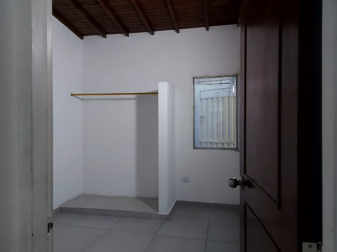 Casa de 2 alcobas en venta en El Sol, Los Patios, 90 m² · foto 8 de 10