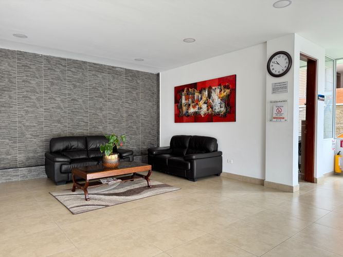 Apartamento de 3 alcobas en venta en Cedritos, Bogotá, 100 m² · foto 18 de 23
