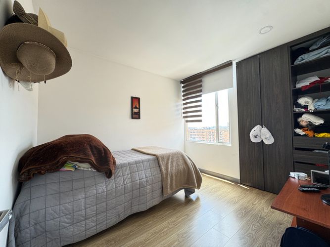 Apartamento de 3 alcobas en venta en Cedritos, Bogotá, 100 m² · foto 9 de 23