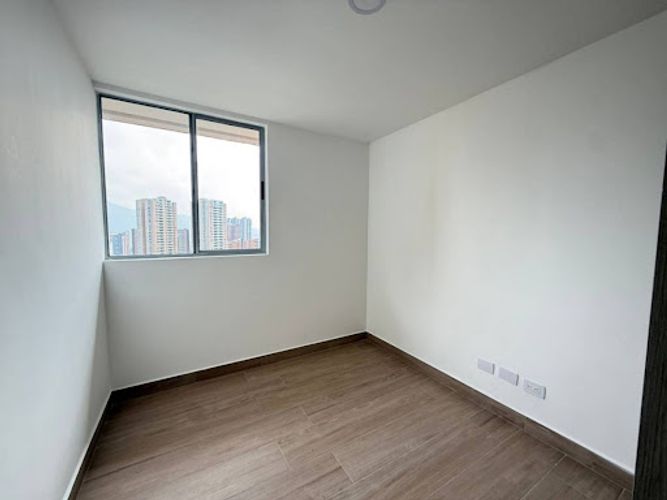 Apartamento de 3 alcobas en arriendo en San Jose, Sabaneta, 72 m² · foto 9 de 19