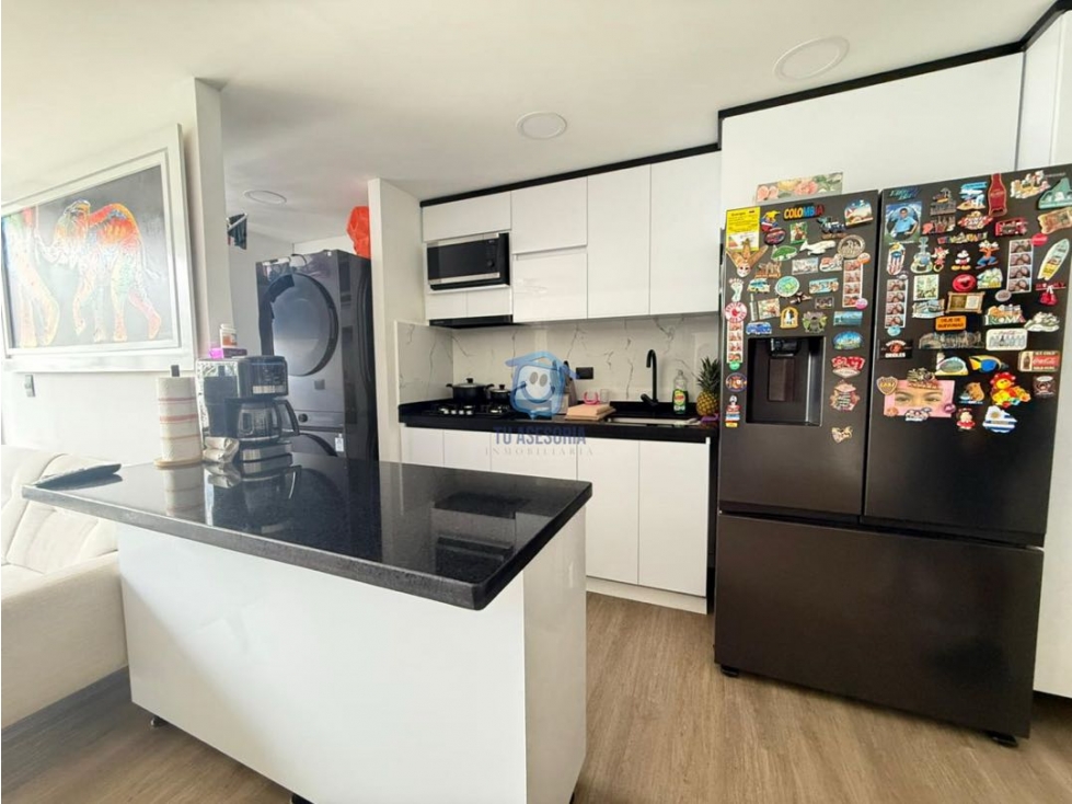 Apartamento en venta en Pinares, Pereira · foto 2 de 19