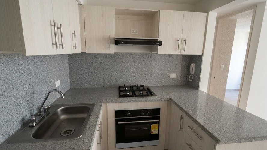 Apartamento de 2 alcobas en venta en Castilla, Bogotá, 52 m² · foto 4 de 20