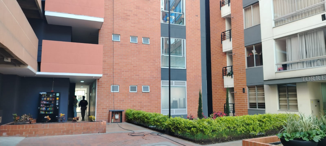 Apartamento de 2 alcobas en venta en Castilla, Bogotá, 52 m² · foto 19 de 20