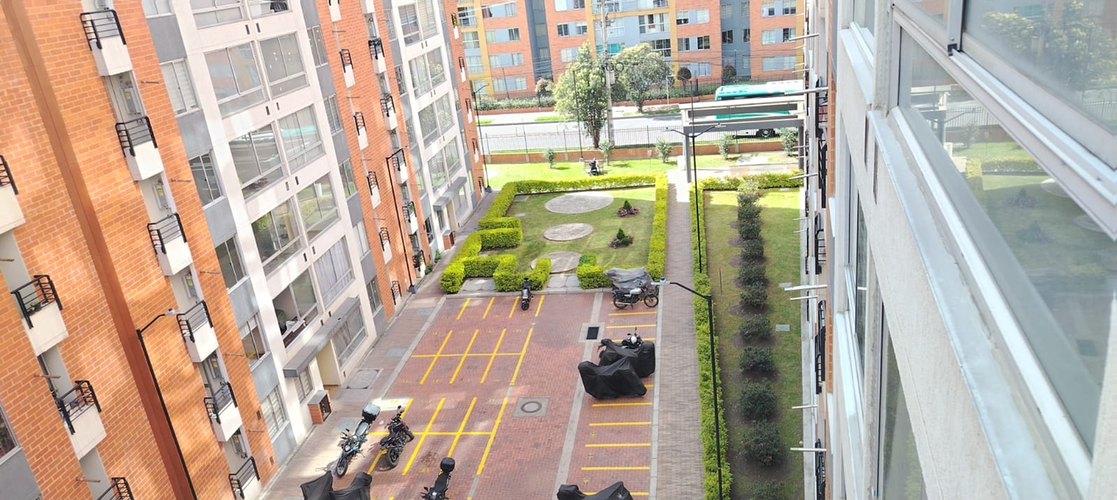 Apartamento de 2 alcobas en venta en Castilla, Bogotá, 52 m² · foto 18 de 20