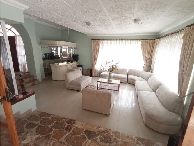 Casa de 5 alcobas en venta en El Cairo, Chía, 480 m² · foto 2 de 22