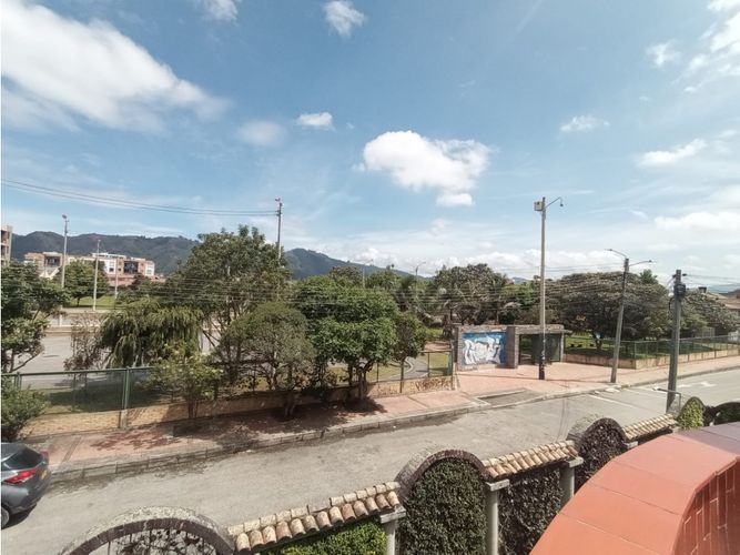 Casa de 5 alcobas en venta en El Cairo, Chía, 480 m² · foto 15 de 22