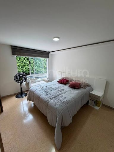 Apartamento de 3 alcobas en arriendo en Los Parra, Medellín, 127 m² · foto 5 de 13