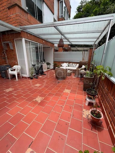 Apartamento de 3 alcobas en arriendo en Los Parra, Medellín, 127 m² · foto 11 de 13