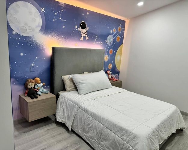 Casa de 4 alcobas en arriendo en El Poblado, Medellín, 334 m² · foto 3 de 17