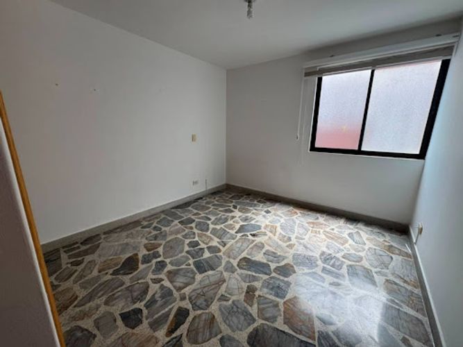 Apartamento de 3 alcobas en arriendo en Laureles, Medellín, 130 m² · foto 8 de 17