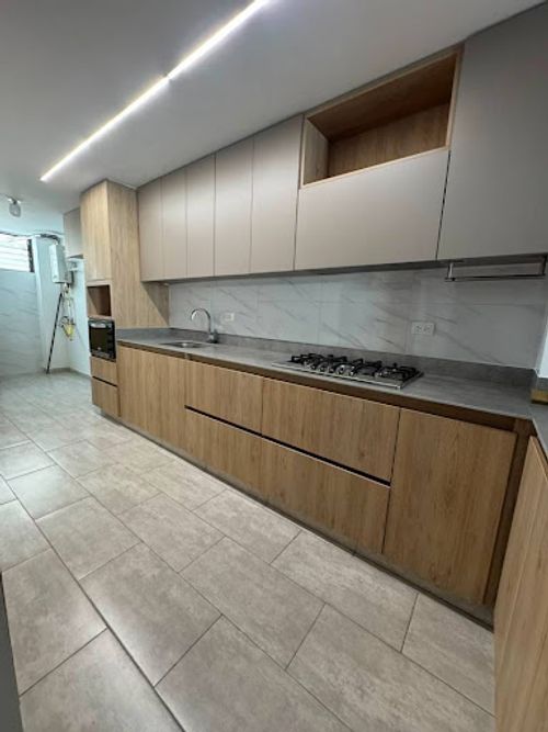 Apartamento de 3 alcobas en arriendo en Laureles, Medellín, 130 m² · foto 15 de 17