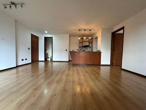 1BR Apartment in Los Balsos (70 m²)