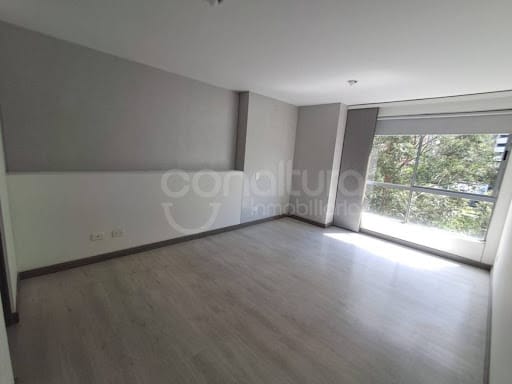 Apartamento de 3 alcobas en arriendo en Loma De San Jose, Sabaneta, 98 m² · foto 8 de 21