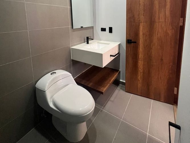 Apartamento de 2 alcobas en venta en El Poblado, Medellín, 100 m² · foto 13 de 14
