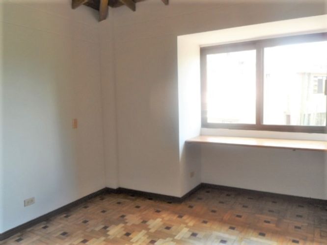 Casa de 3 alcobas en arriendo en El Poblado, Medellín, 280 m² · foto 10 de 16