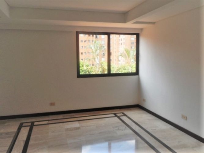 Casa de 3 alcobas en arriendo en El Poblado, Medellín, 280 m² · foto 7 de 16