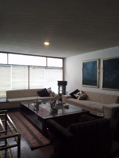 Casa en venta en Chico Norte, Bogotá · foto 12 de 14