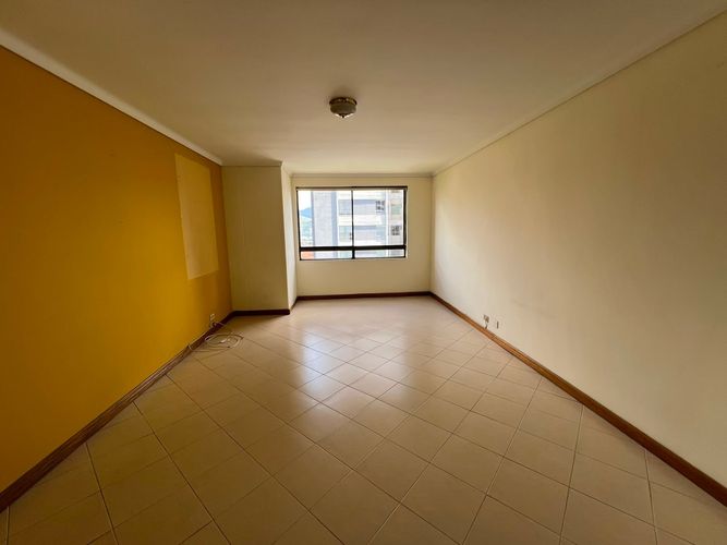 Apartamento de 4 alcobas en venta en El Poblado, Medellín, 230 m² · foto 11 de 16