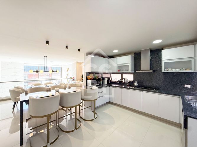 Casa en venta en Bosque De Pinos, Bogotá · foto 8 de 24