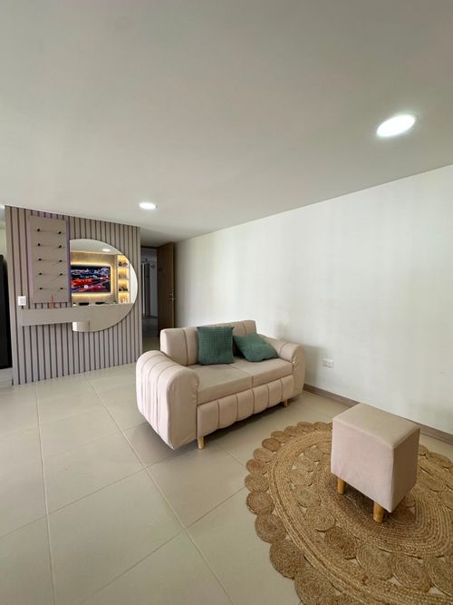 Apartamento de 3 alcobas en venta en Las Lomitas, Sabaneta, 86 m² · foto 4 de 16