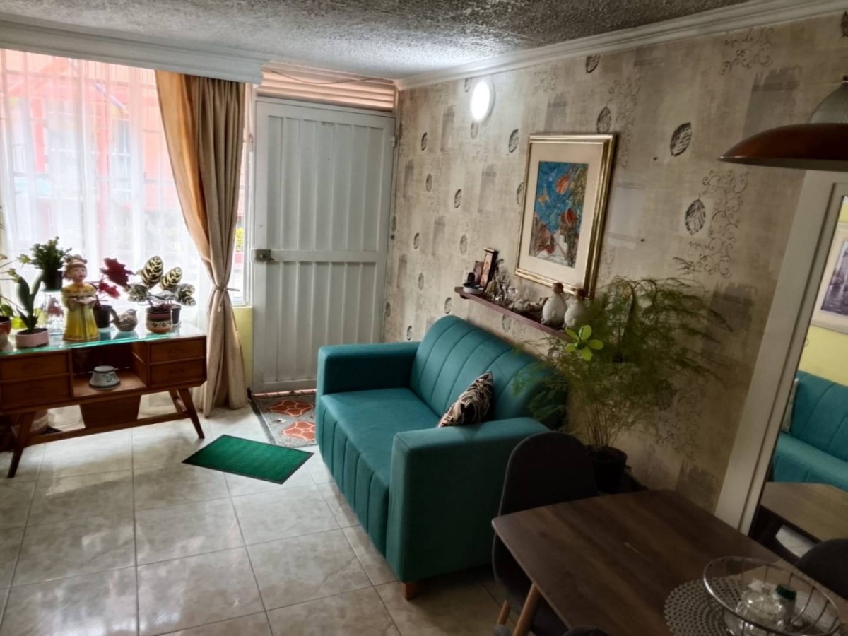 Casa en venta en Villa Gladys, Bogotá · foto 2 de 19