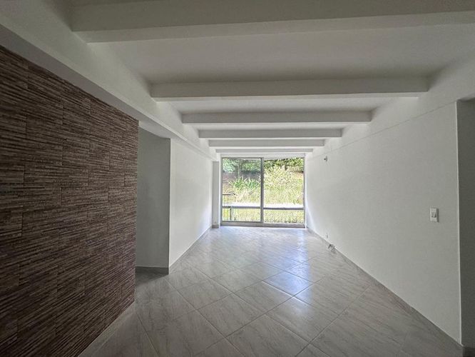 Apartamento de 3 alcobas en venta en El Poblado, Medellín, 96 m² · foto 9 de 19