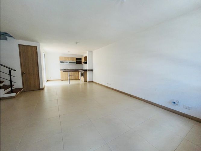 Casa de 3 alcobas en venta en La Ceja, 110 m² · foto 3 de 16
