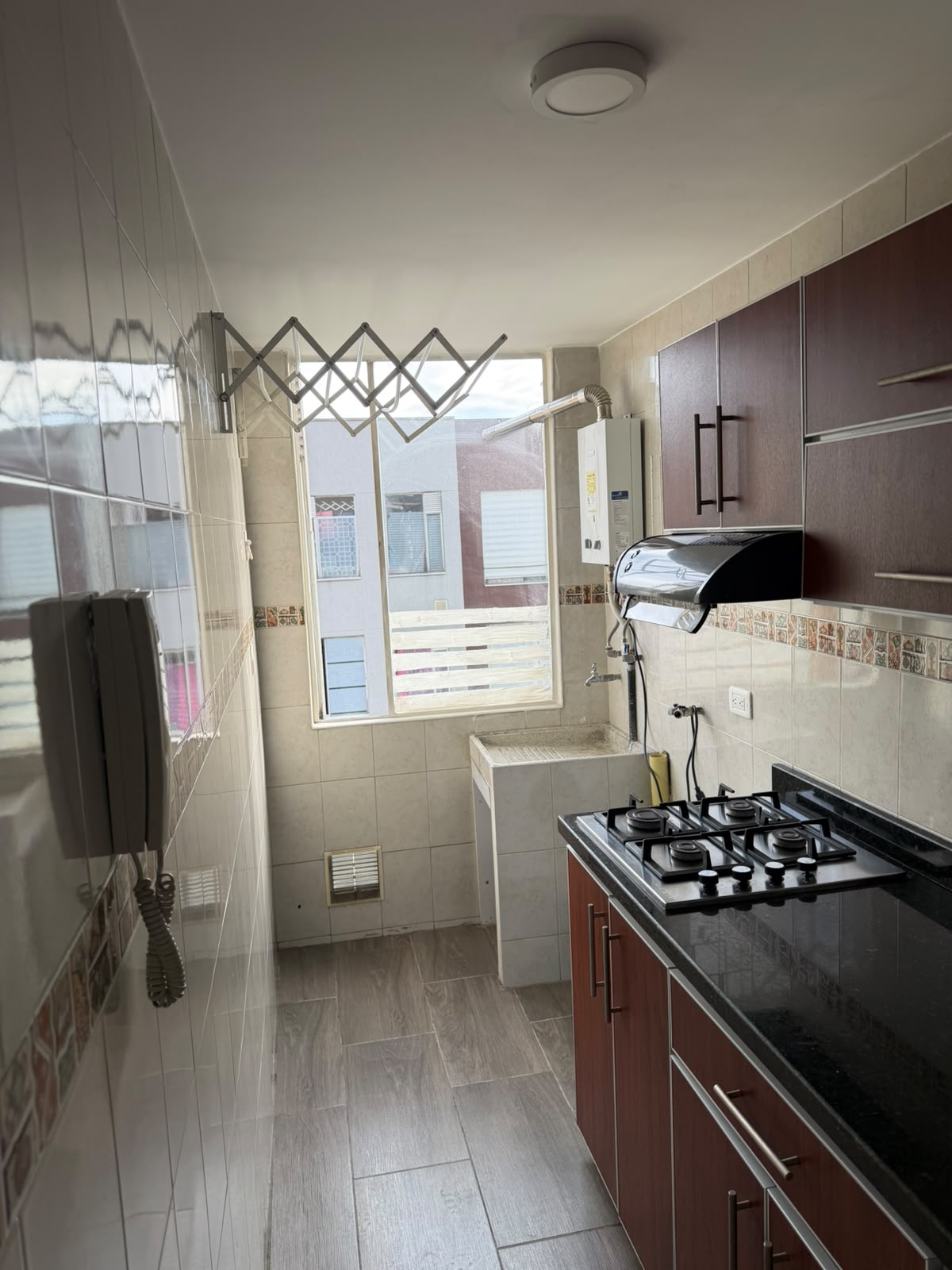 Apartamento en venta en Ciudad Alsacia, Bogotá · foto 10 de 17