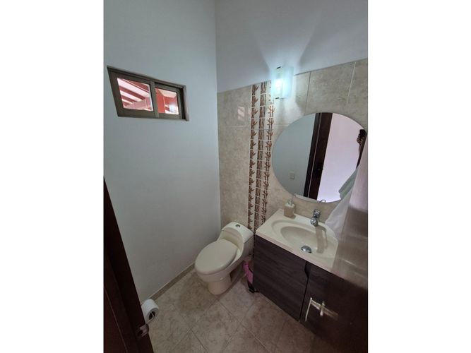 Casa de 3 alcobas en venta en El Caimo, Armenia, 218 m² · foto 9 de 22