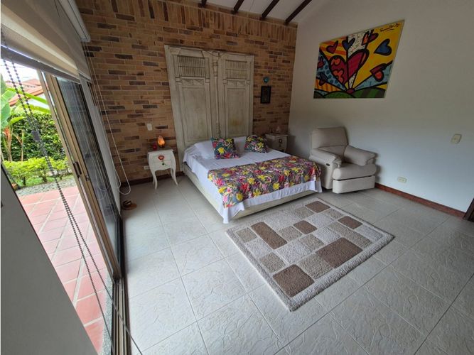 Casa de 3 alcobas en venta en El Caimo, Armenia, 218 m² · foto 10 de 22