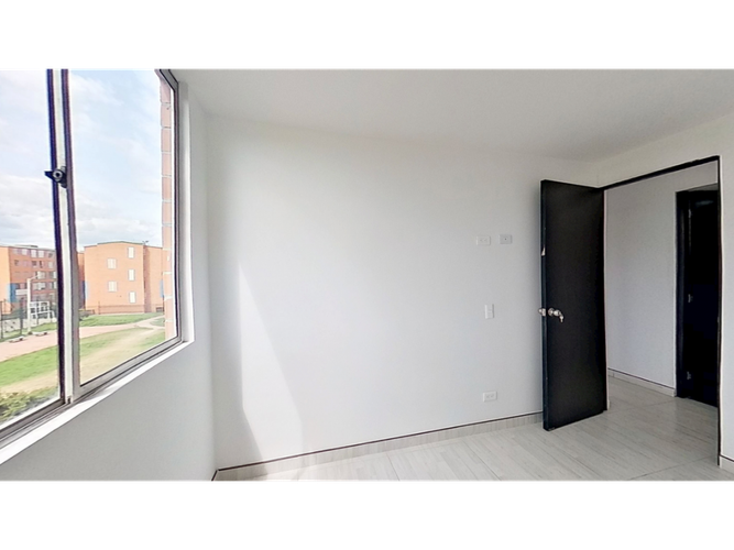 Apartamento de 3 alcobas en venta en Conjunto Residencial Zaragoza Ii, Madrid, 65 m² · foto 10 de 22
