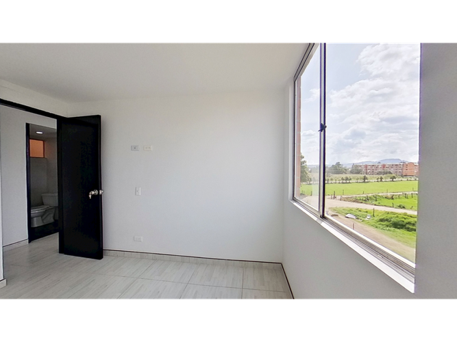 Apartamento de 3 alcobas en venta en Conjunto Residencial Zaragoza Ii, Madrid, 65 m² · foto 13 de 22