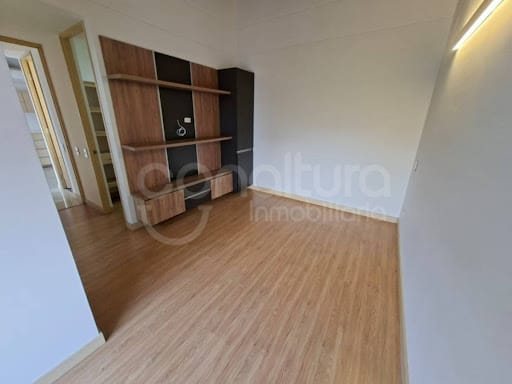 Apartamento de 2 alcobas en arriendo en Loma Del Esmeraldal, Envigado, 65 m² · foto 5 de 15