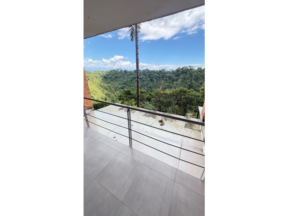 Apartamento en venta en Cerritos, Pereira · foto 2 de 9