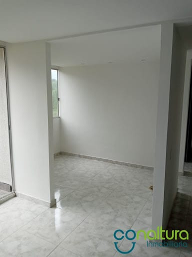 Apartamento de 2 alcobas en venta en Cabañas, Bello, 52 m² · foto 7 de 16